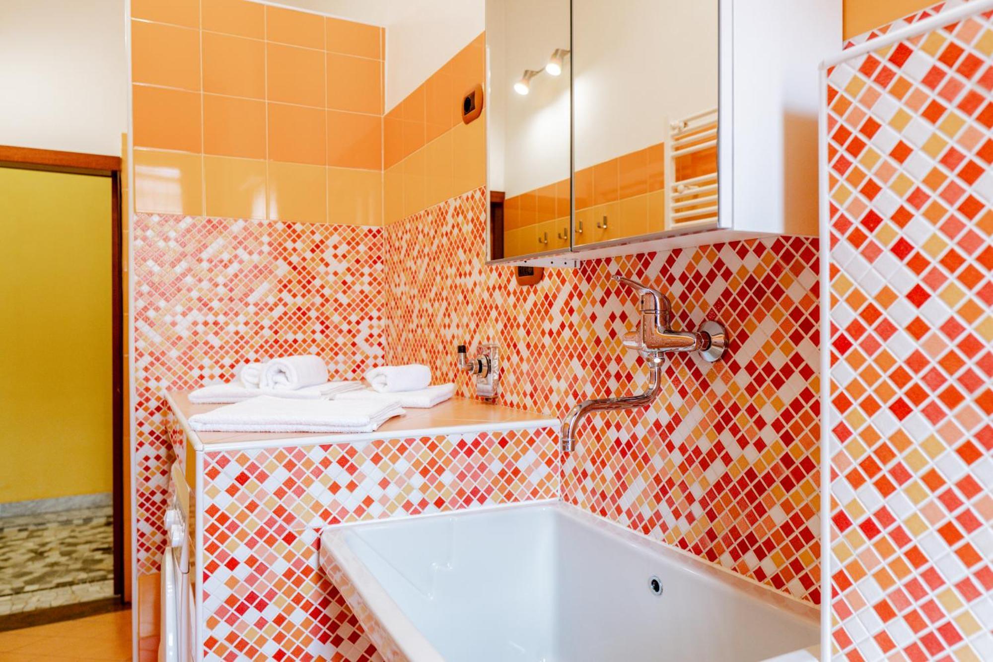 Casa vacanze - House Stop&Go Busto Arsizio Esterno foto