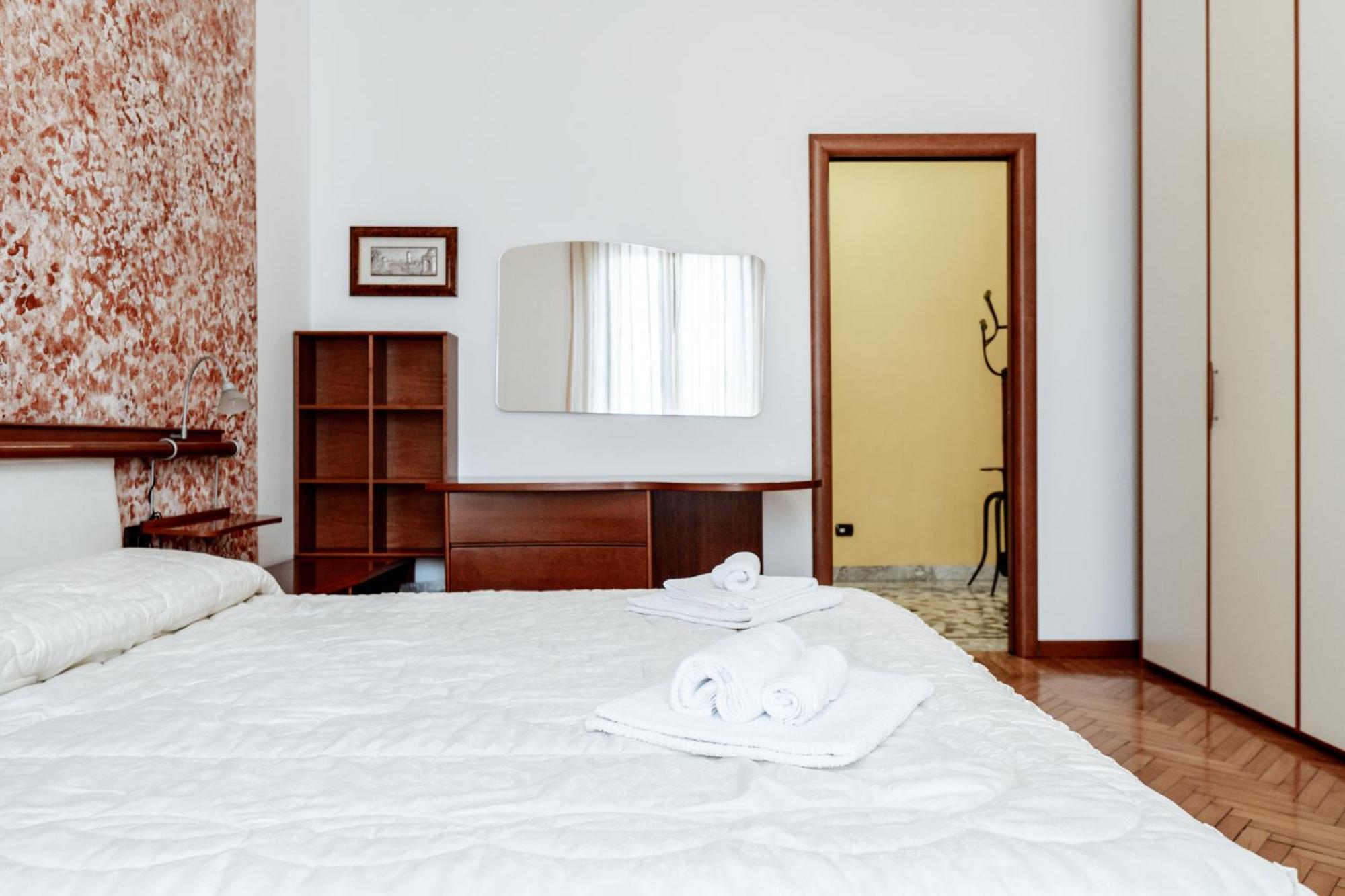Casa vacanze - House Stop&Go Busto Arsizio Esterno foto